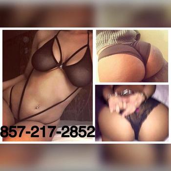 , 21 African American female escort, Boston