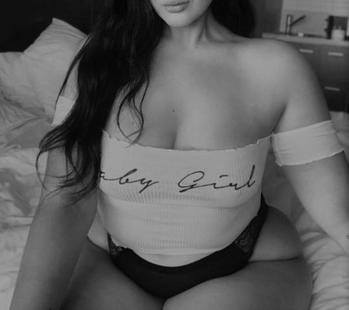 Eva Gomez, 27  female escort, Boston