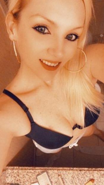 Tayla, 27  female escort, Boston