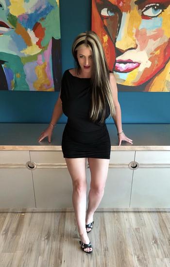 772-834-5033, 50 Caucasian female escort, Boston