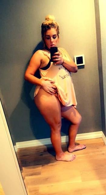 Kendall, 37  female escort, Boston