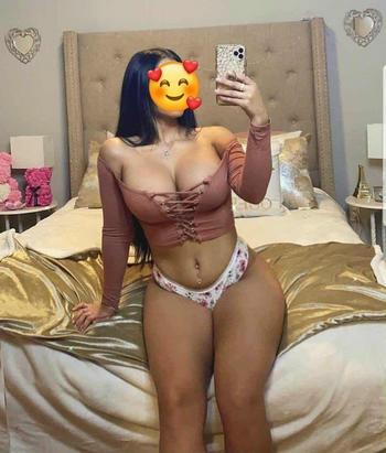 601-281-8576, 24  female escort, Boston