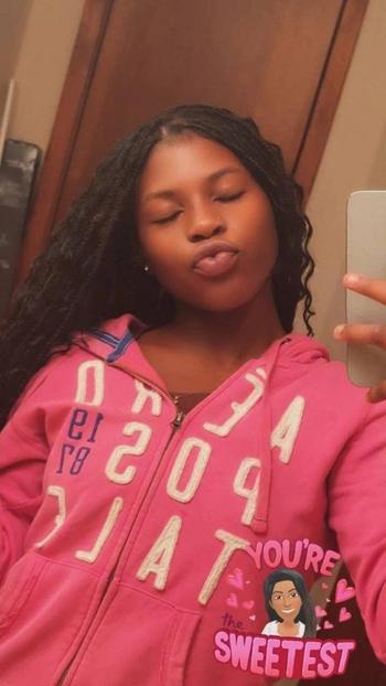 rosa, 28  female escort, Boston