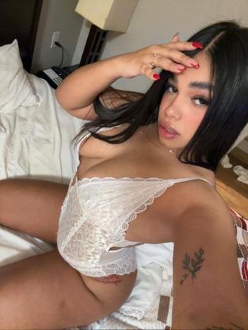 Valentina , 27  female escort, Boston