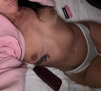 Scarlett, 21  female escort, Boston