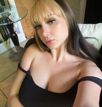 9782617163, female escort, Boston